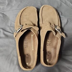 Birkenstock slide on. Size 41 or 10 womens. Barely worn.